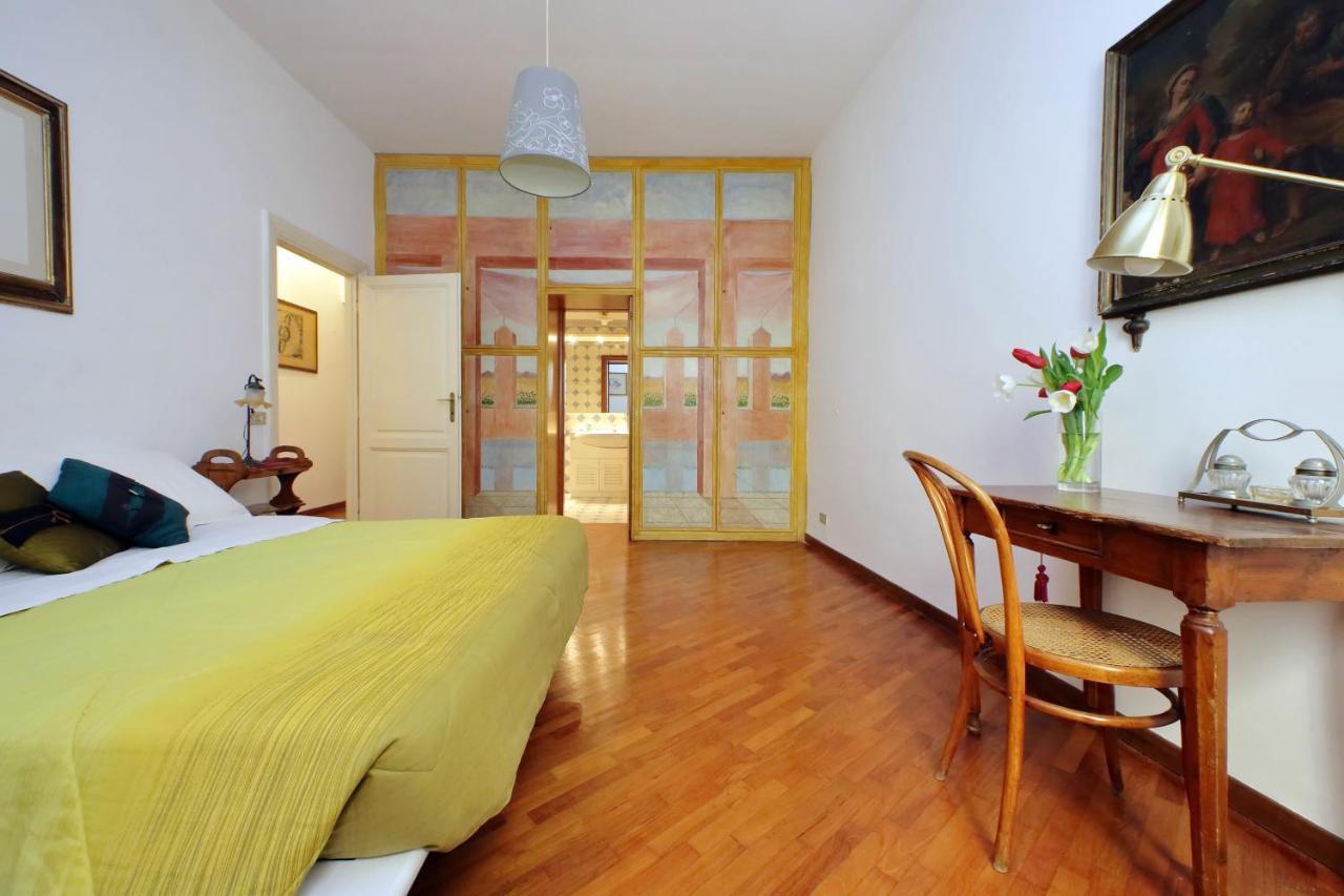 Navona Apartment, Large And Comfortable Рим Екстер'єр фото