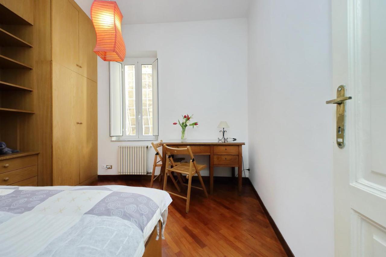 Navona Apartment, Large And Comfortable Рим Екстер'єр фото