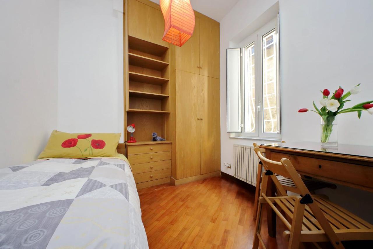 Navona Apartment, Large And Comfortable Рим Екстер'єр фото